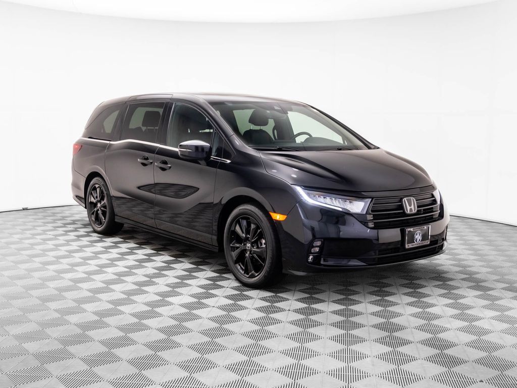 2023 Honda Odyssey Sport photo 4