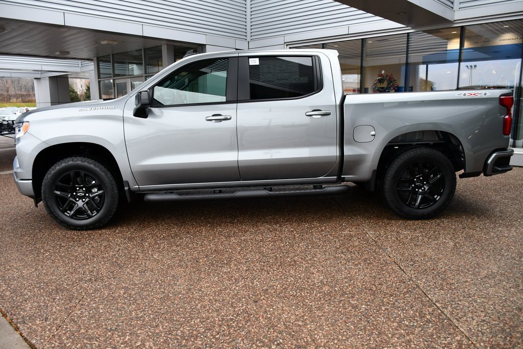 2026 Chevrolet Silverado 1500 RST photo 3