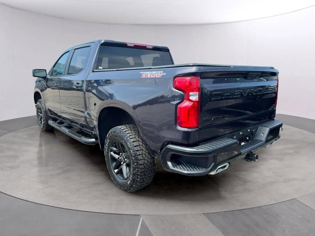 2024 Chevrolet Silverado 1500 LT Trail Boss photo 3