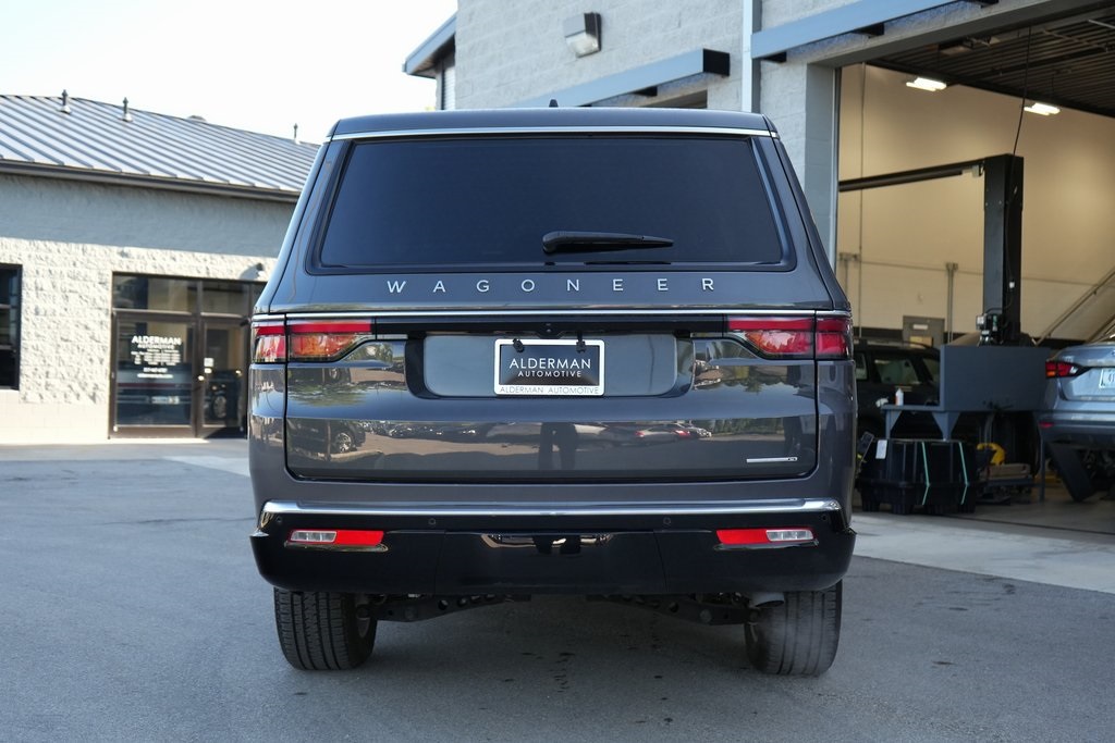 2024 Jeep Wagoneer L Series III photo 13