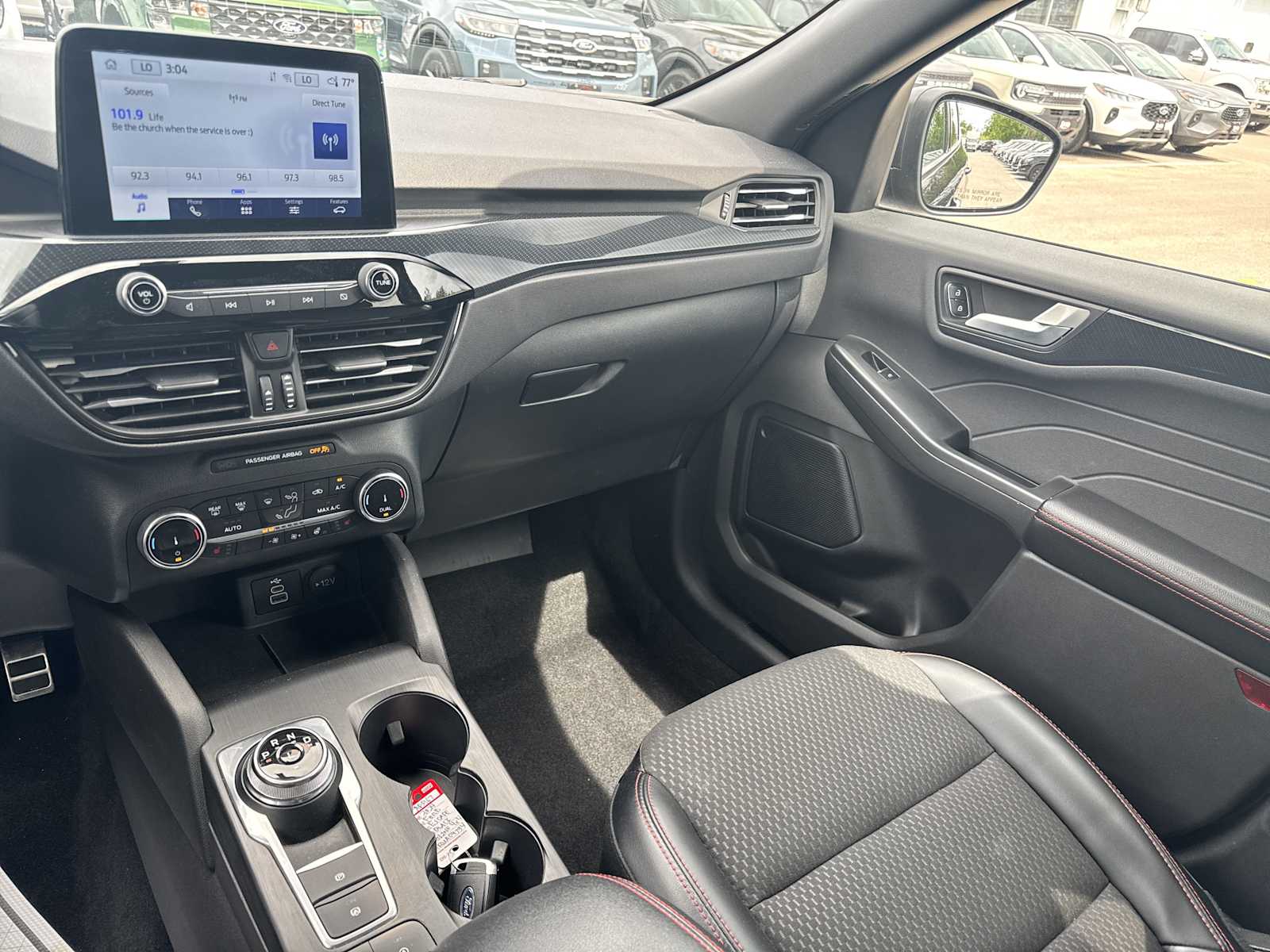 2024 Ford Escape ST-Line photo 24
