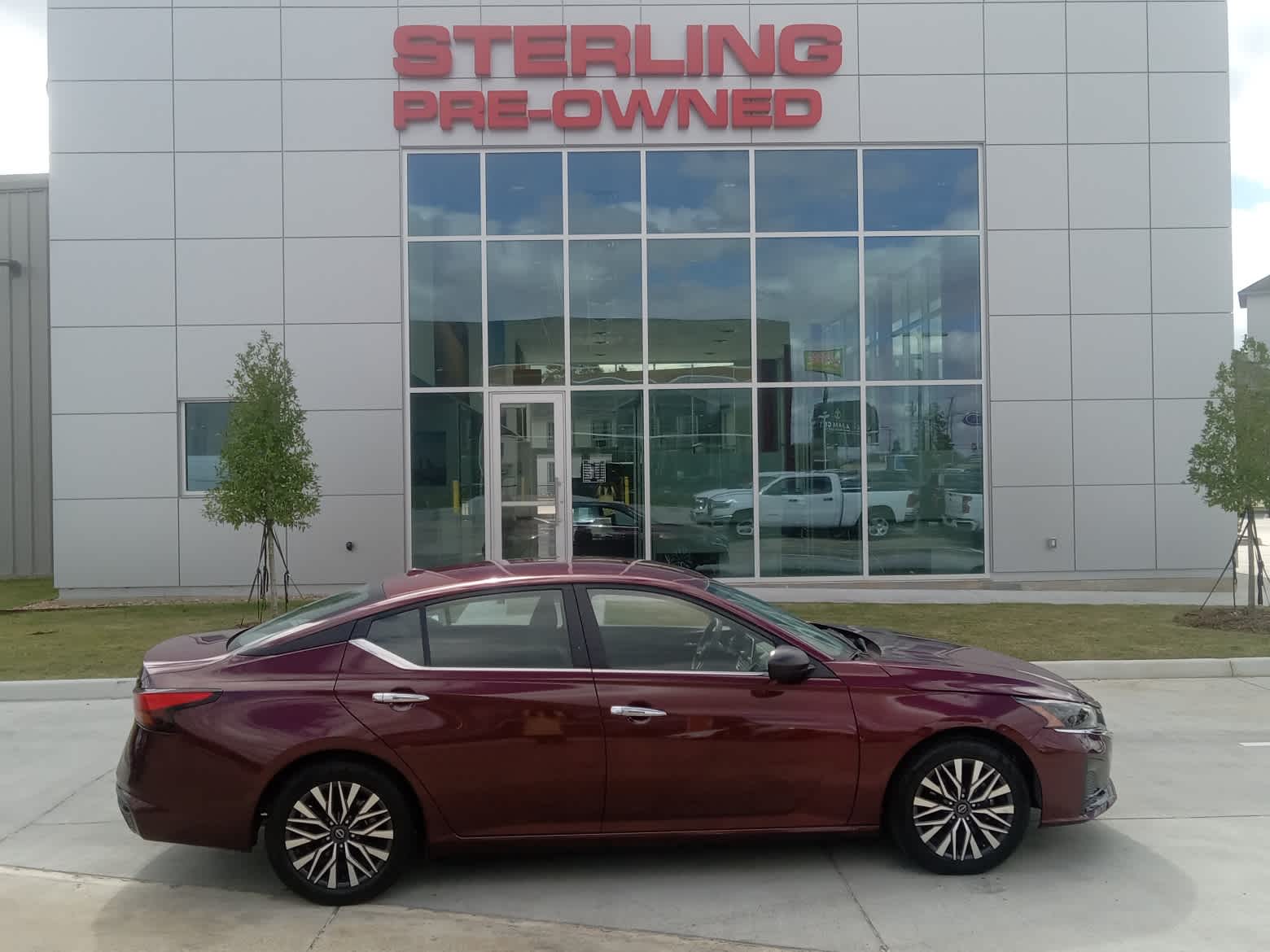 2024 Nissan Altima SV