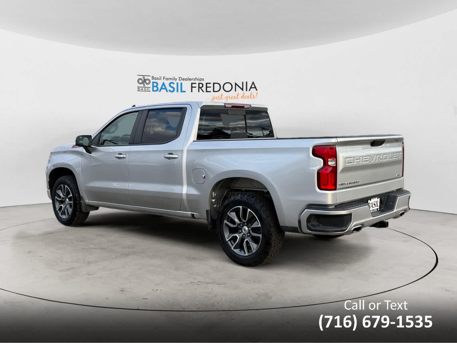 2022 Chevrolet Silverado 1500 RST photo 3