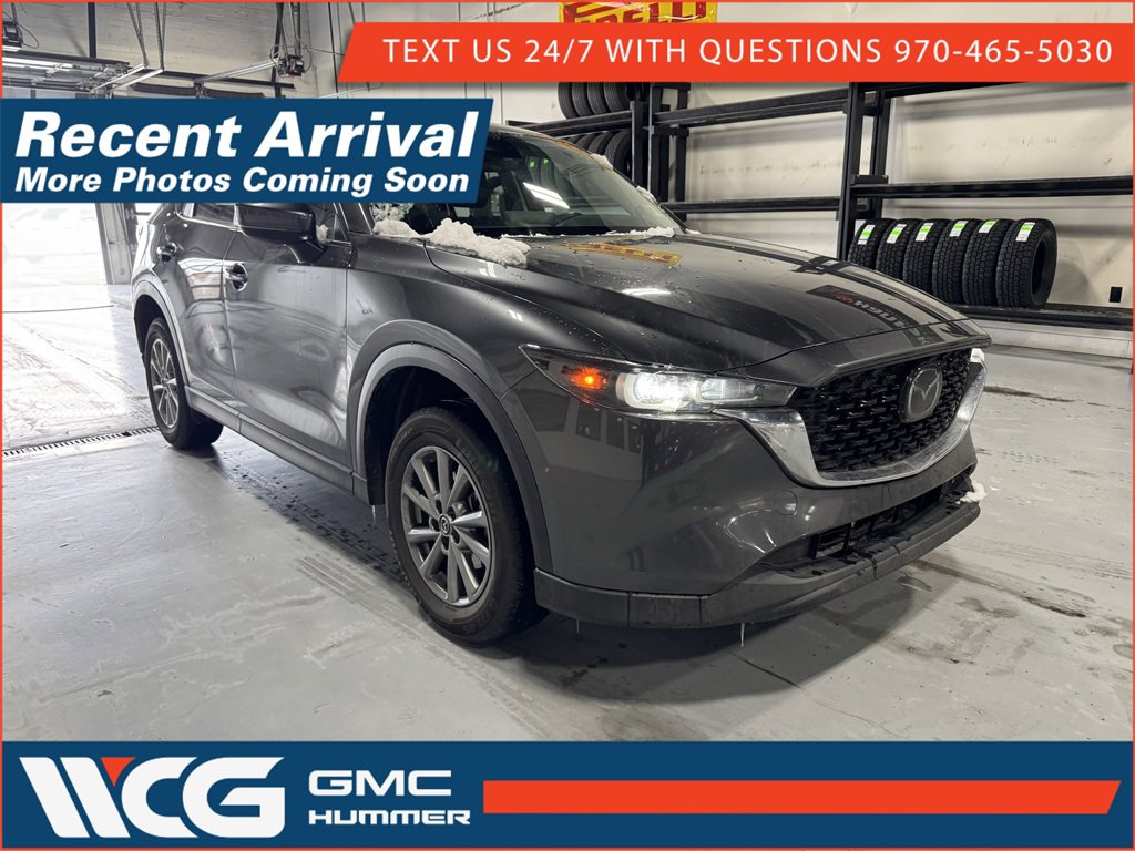 2023 Mazda CX-5 S Preferred package