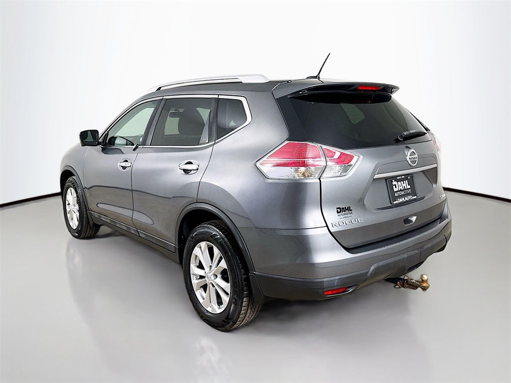 2016 Nissan Rogue SV photo 14