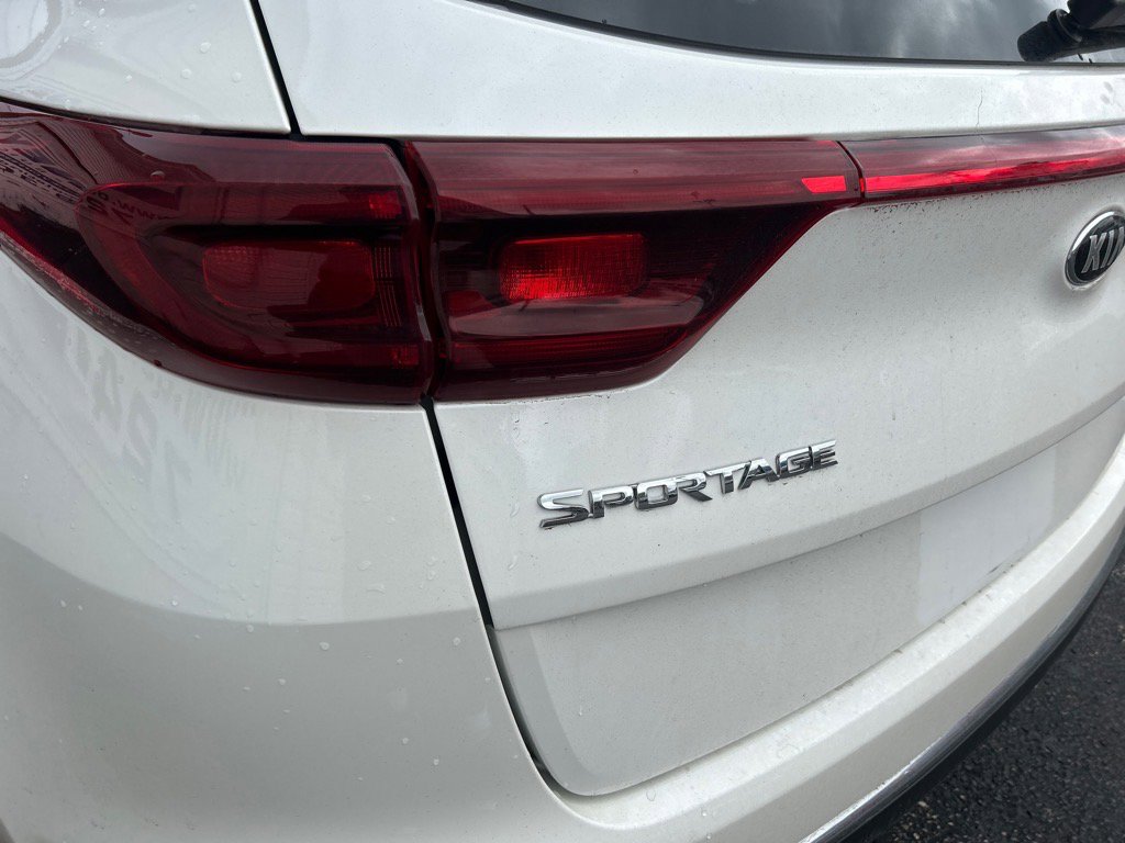 2022 Kia Sportage LX photo 4