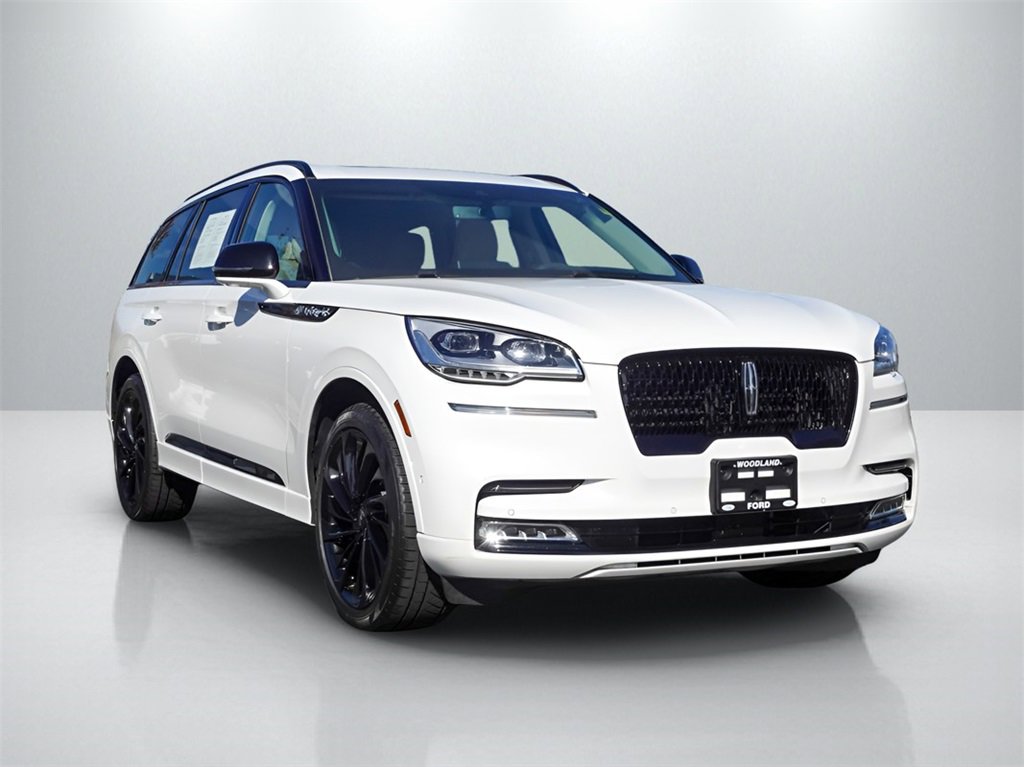 2023 Lincoln Aviator Reserve's photo