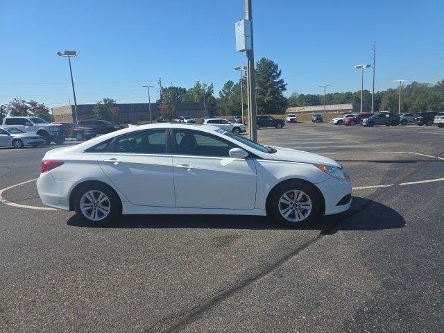 2014 Hyundai Sonata GLS photo 2