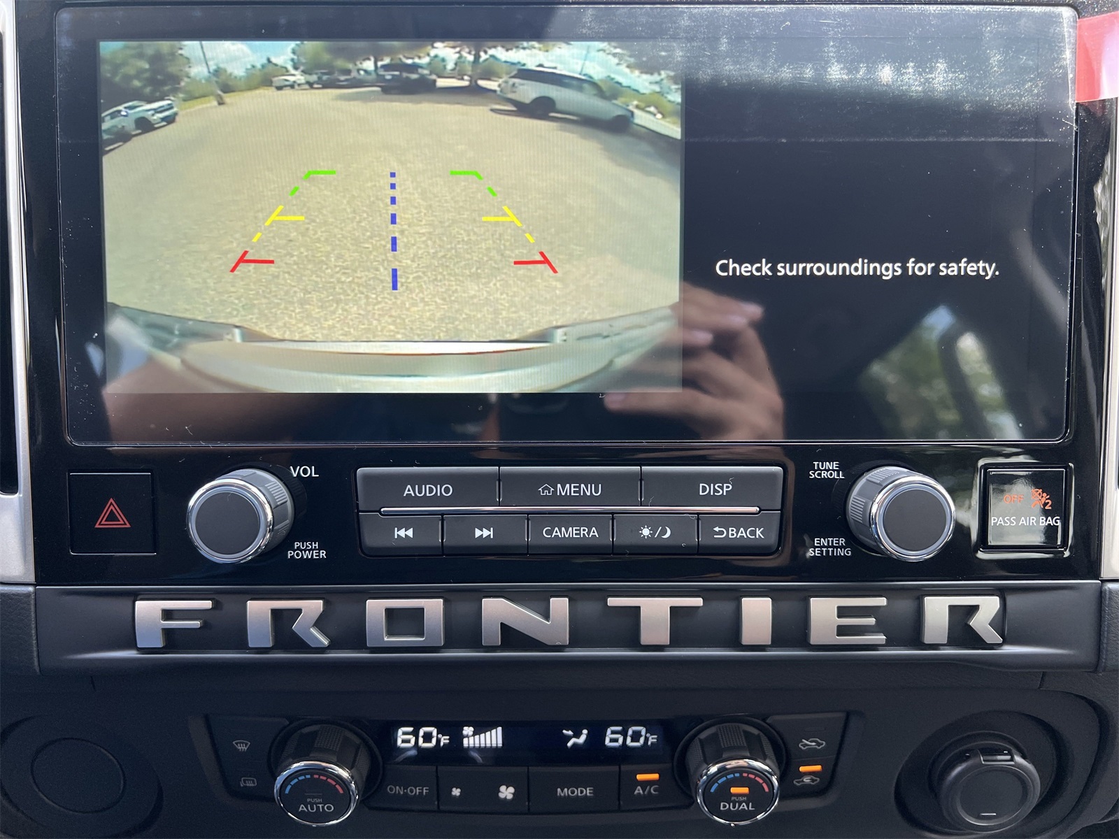 2025 Nissan Frontier SV photo 4