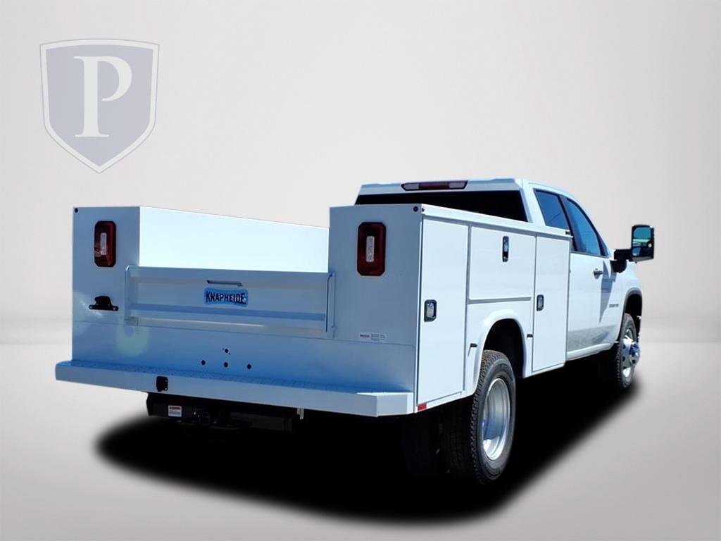 2025 Chevrolet Silverado 3500HD Work Truck photo 4