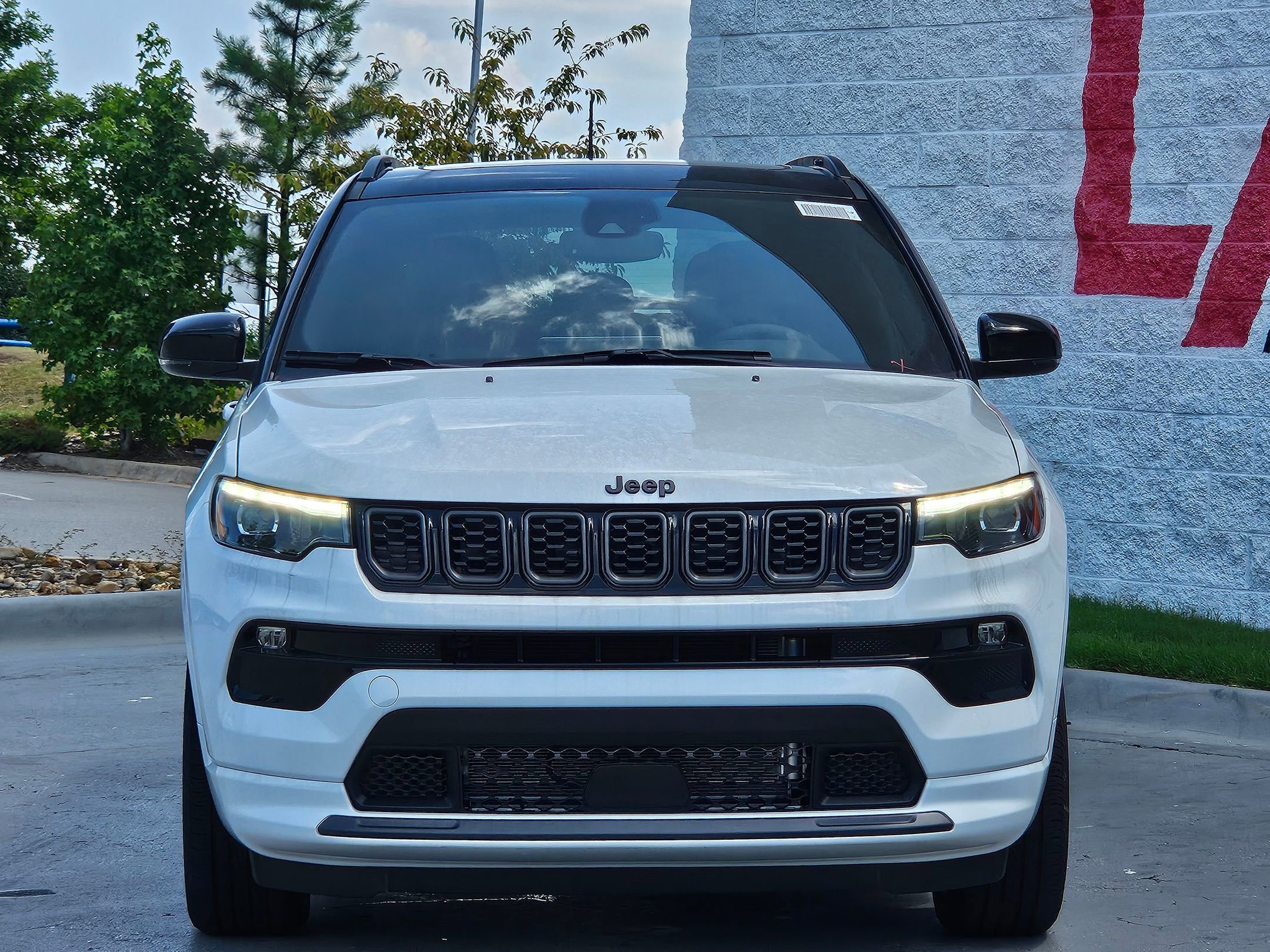 2025 Jeep Compass Limited photo 2