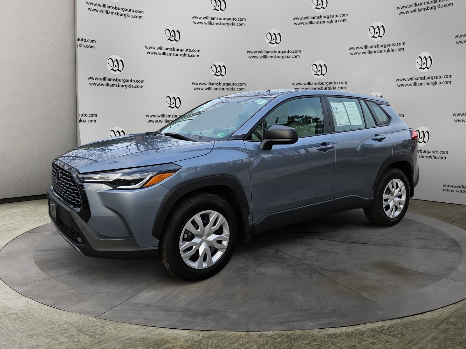 2023 Toyota Corolla Cross L's photo