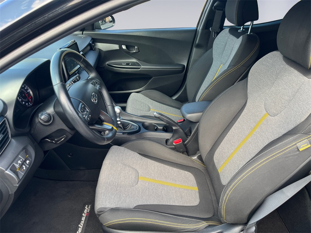 2020 Hyundai Veloster Turbo R-Spec photo 10