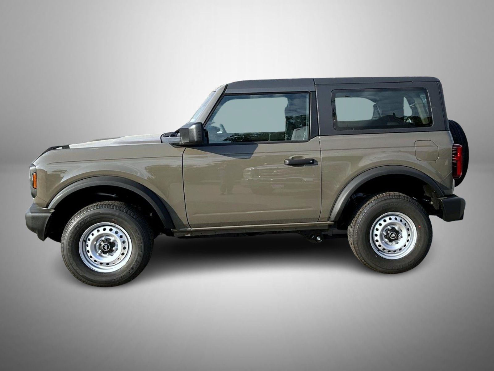 2025 Ford Bronco Base photo 8