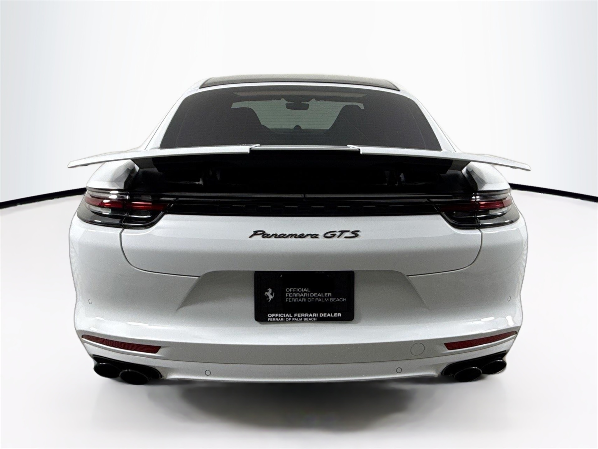 2019 Porsche Panamera GTS photo 6