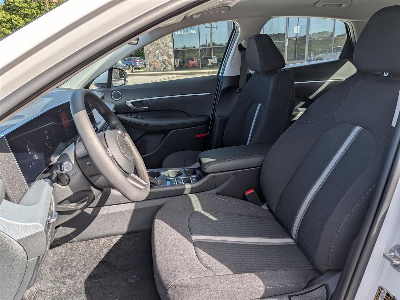 2025 Hyundai Sonata SE photo 14
