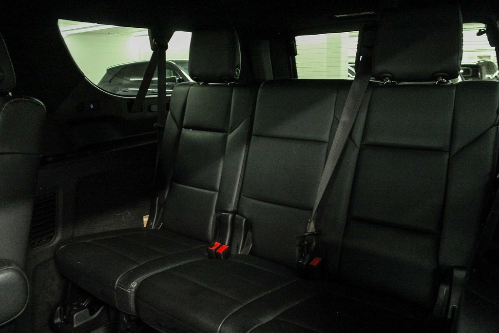 2021 Cadillac Escalade ESV Luxury photo 17