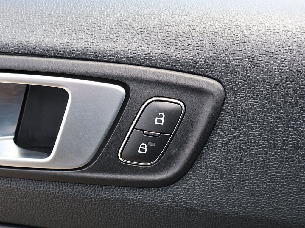2021 Ford EcoSport Titanium photo 35
