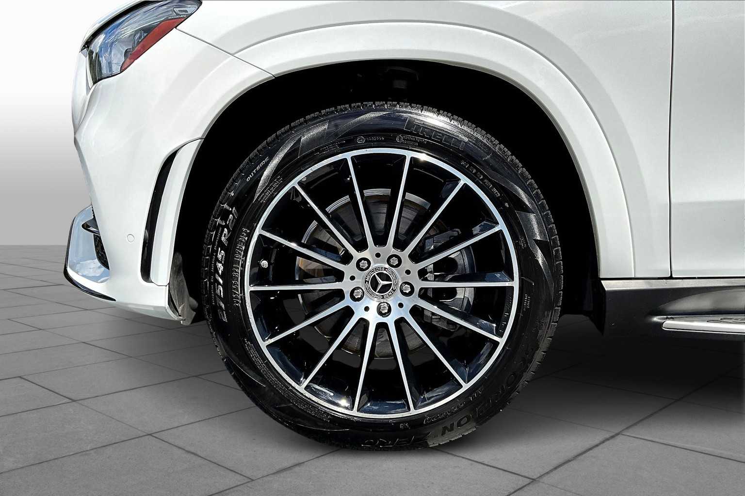 2023 Mercedes Benz GLE 450 4MATIC photo 9