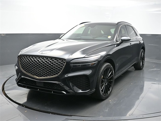 2022 GENESIS GV70 Sport's photo