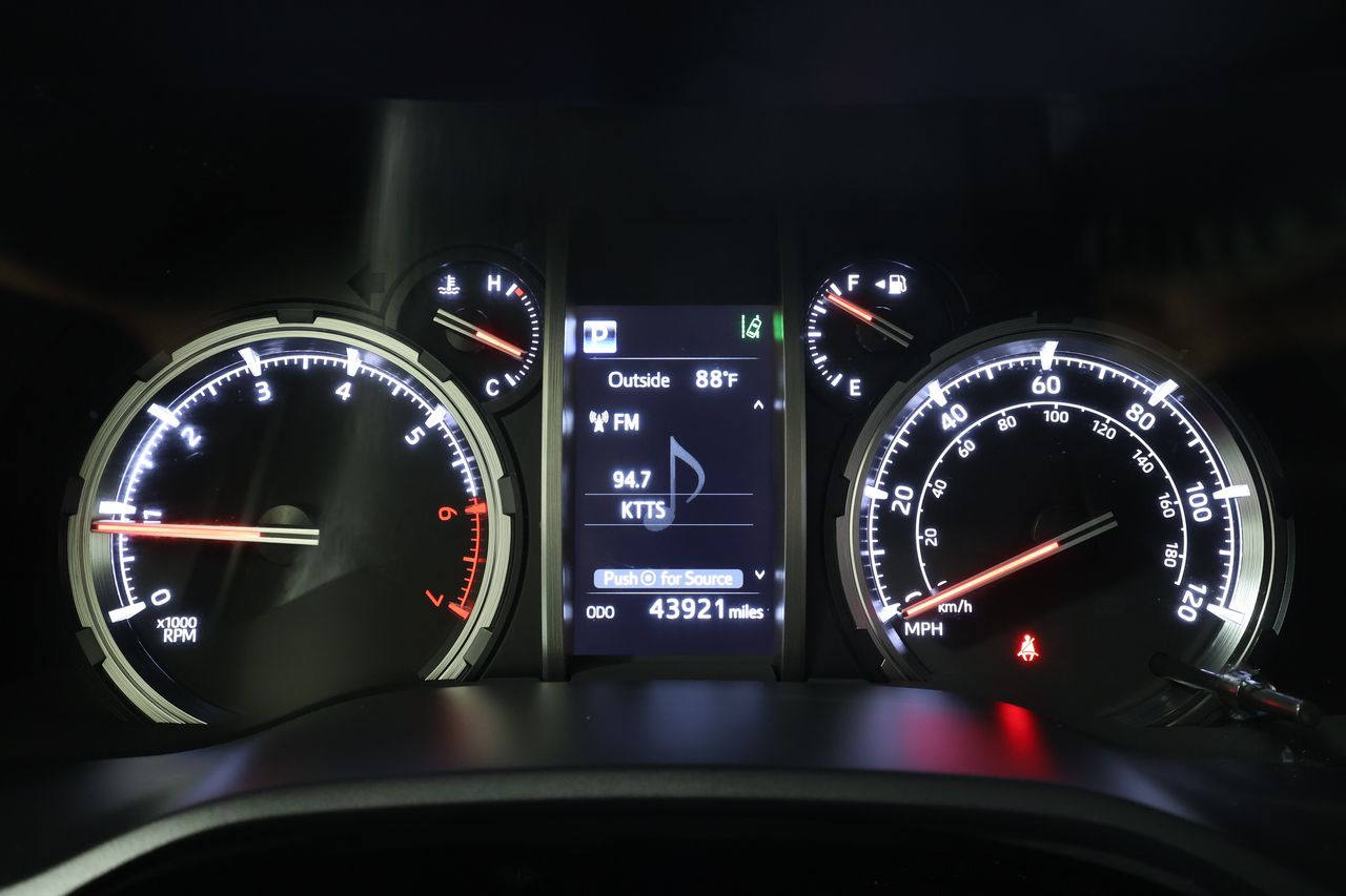 2024 Toyota 4Runner TRD Off-Road Premium photo 11
