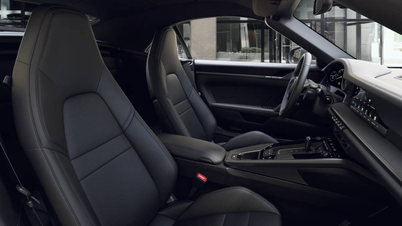 2024 Porsche 911 photo 6