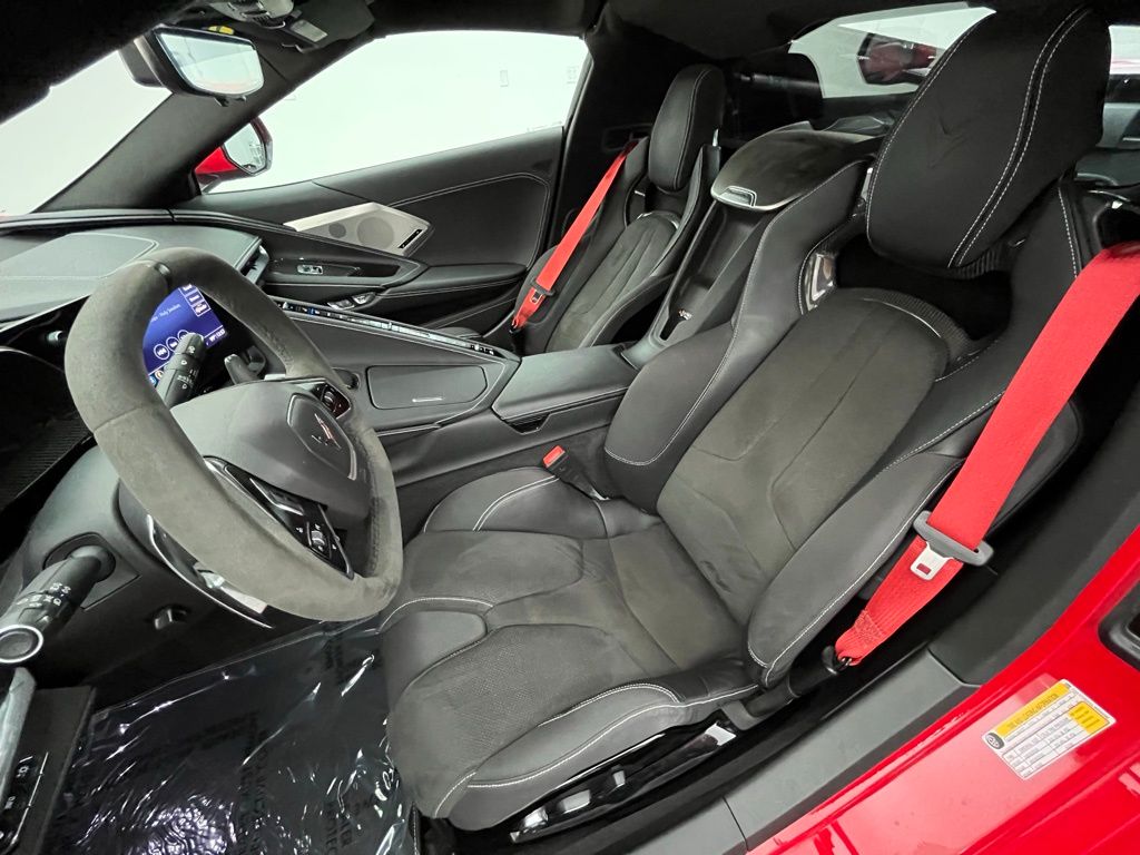 2020 Chevrolet Corvette Stingray 2LT photo 24