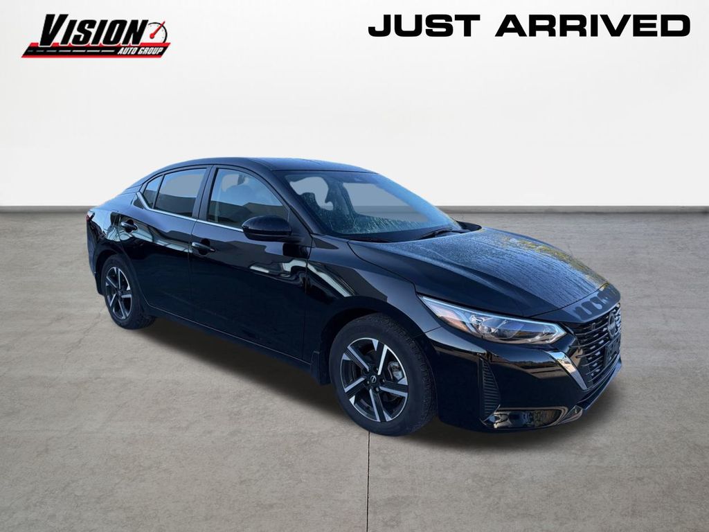 2024 Nissan Sentra SV photo 3
