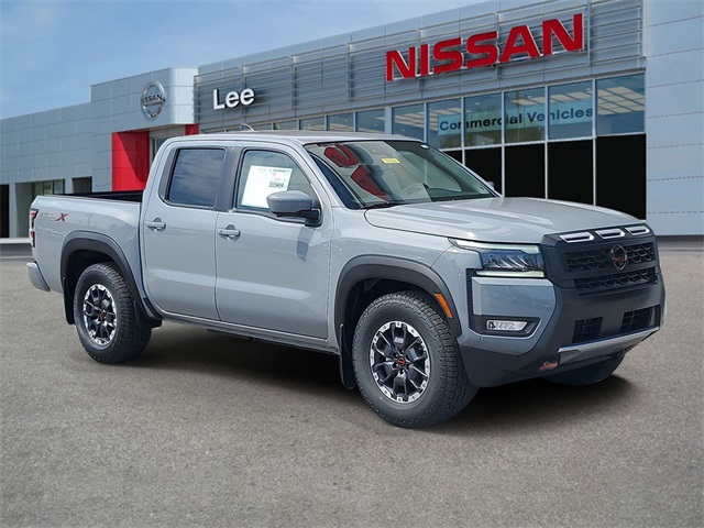2026 Nissan Frontier PRO-X's photo