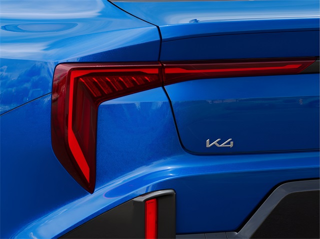 2025 Kia K4 GT-Line photo 12