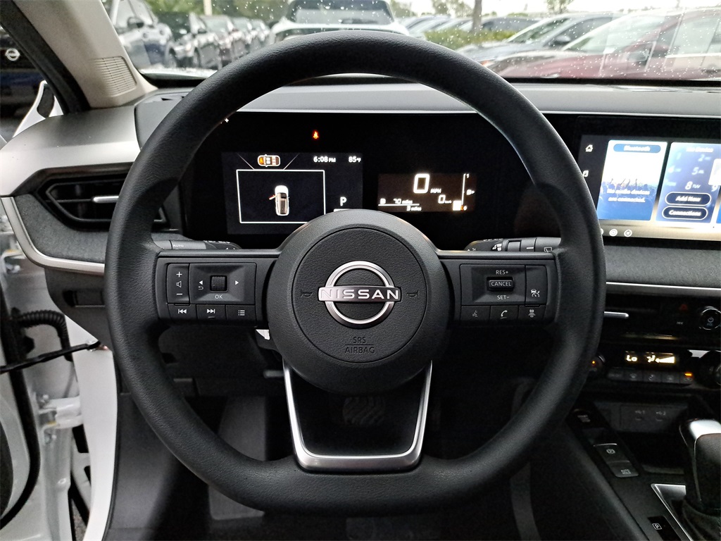 2026 Nissan Kicks SV photo 23