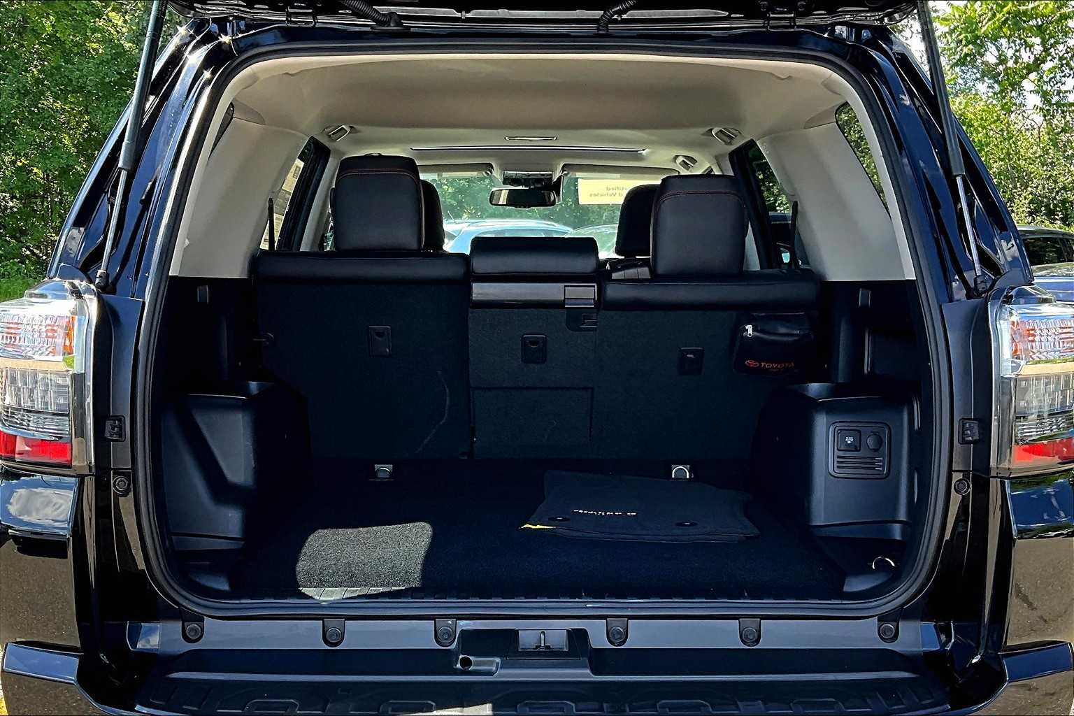 2024 Toyota 4Runner TRD Premium photo 30