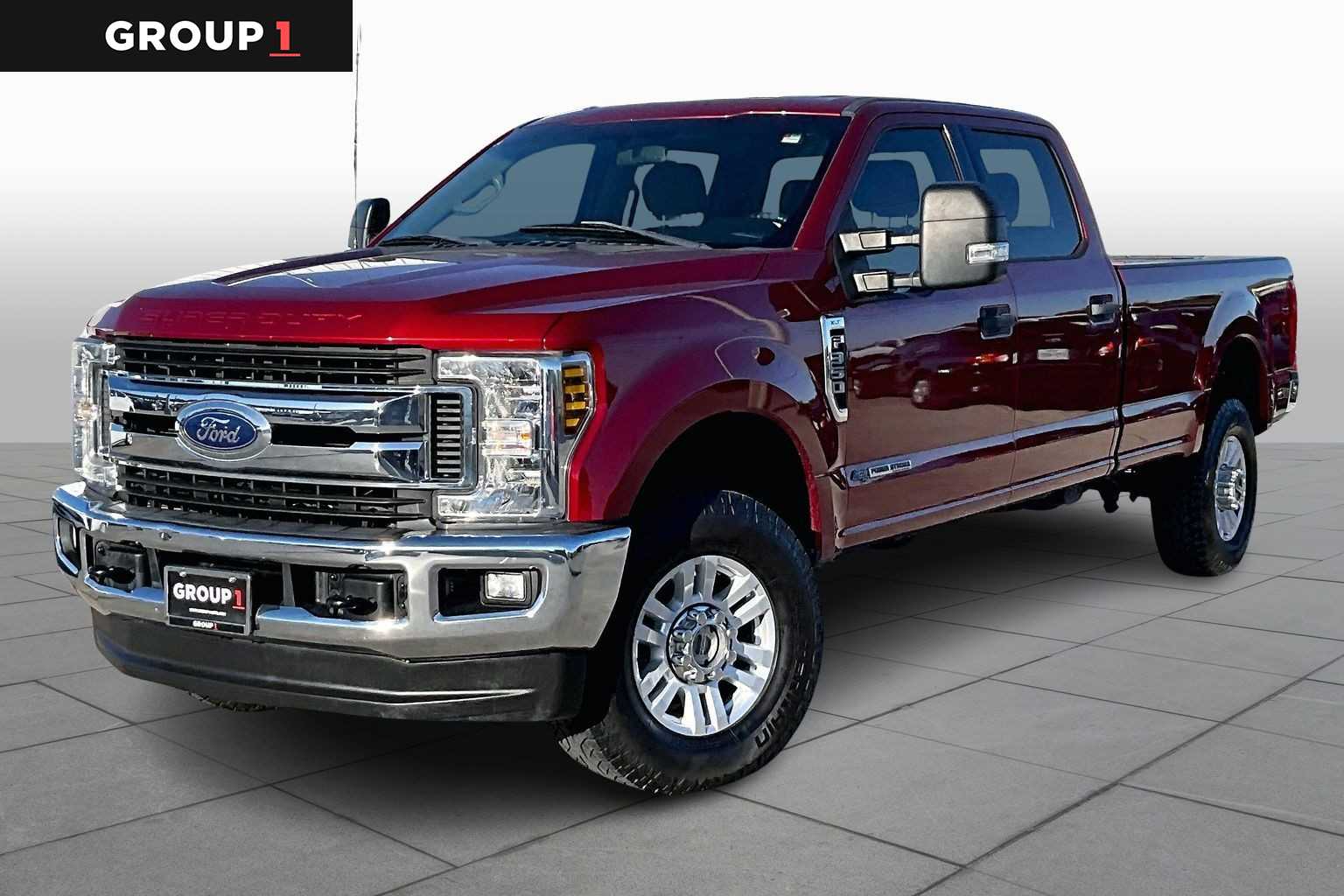 2019 Ford F-350 Super Duty XLT's photo
