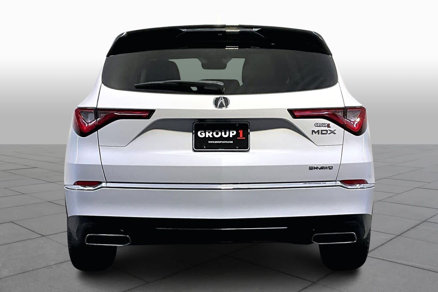 2023 Acura MDX SH-AWD photo 4