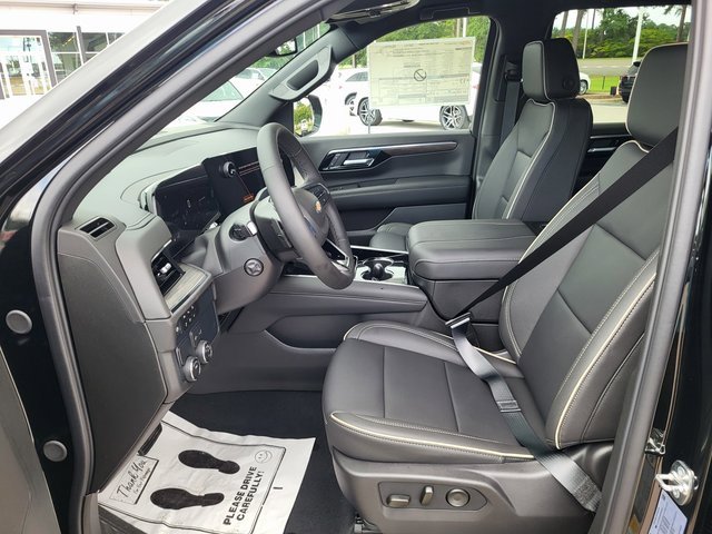 2025 Chevrolet Tahoe Premier photo 12