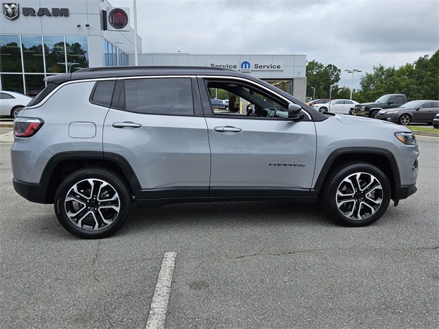 2024 Jeep Compass Limited photo 15