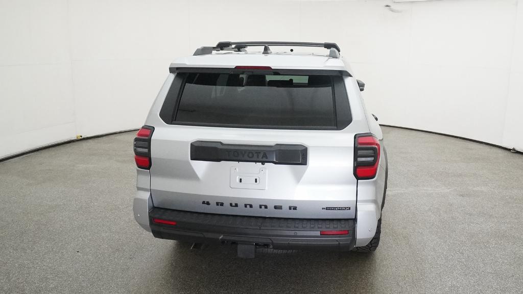 2025 Toyota 4Runner TRD Off-Road photo 18