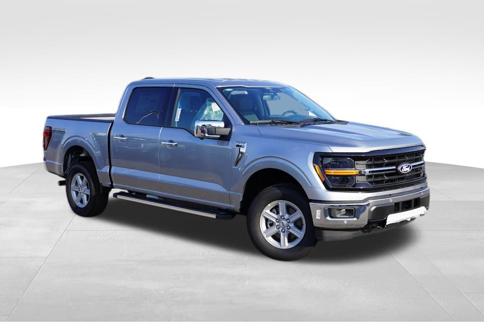 2025 Ford F-150 XLT's photo