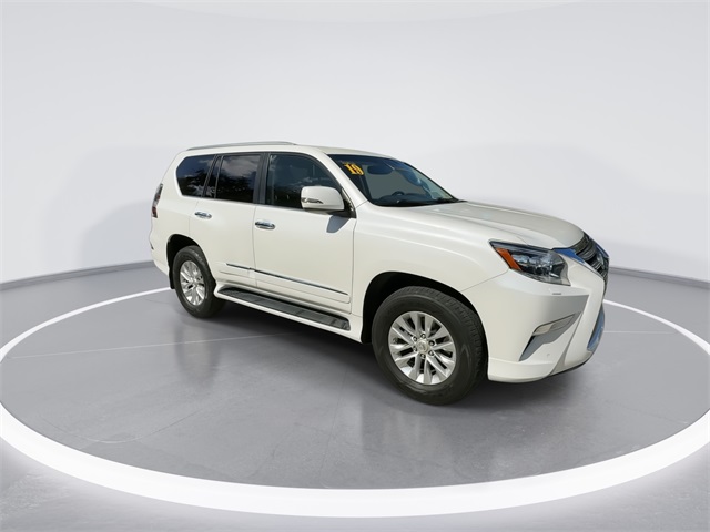2019 Lexus GX 460 photo 2