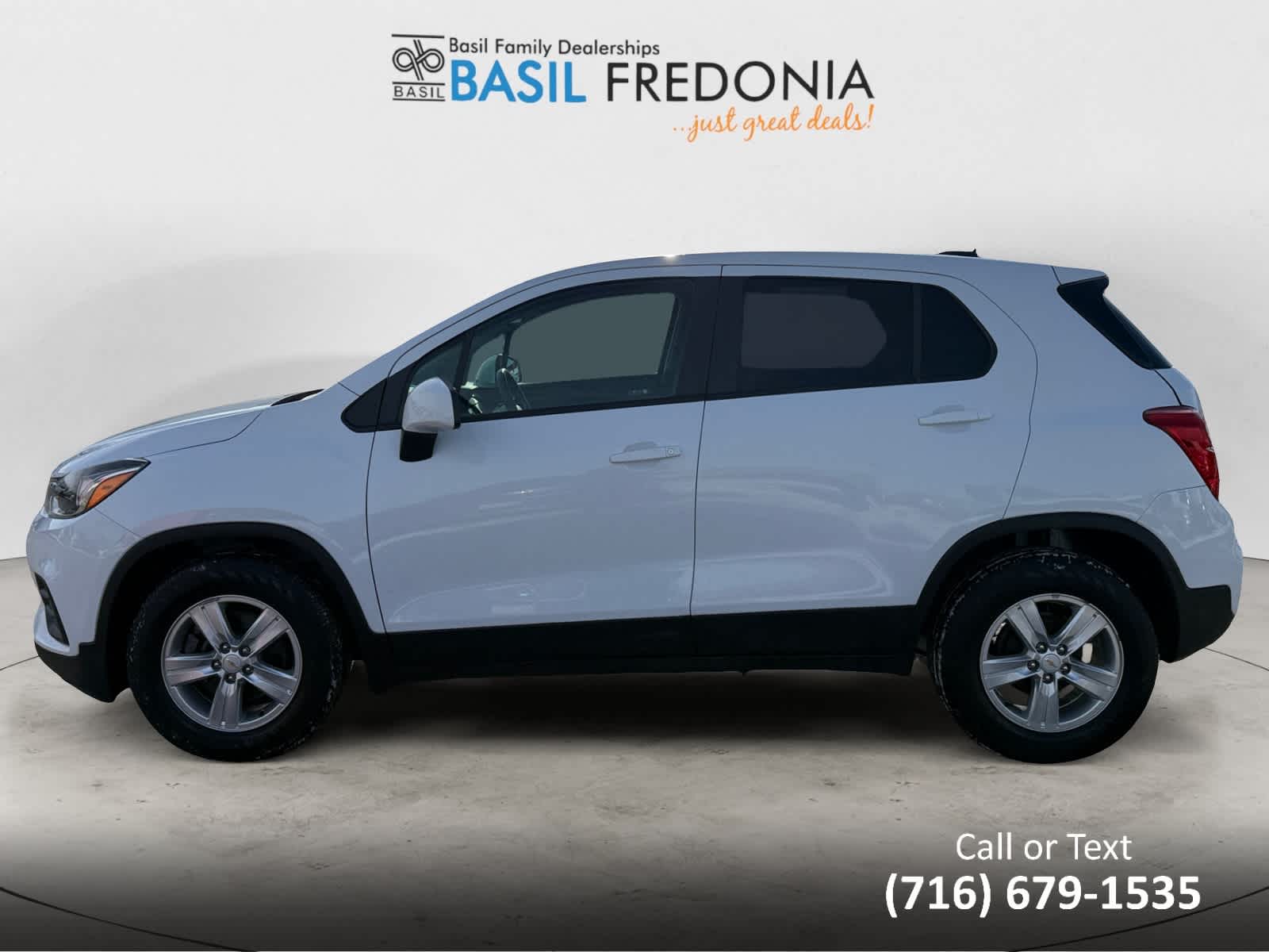 Used 2021 Chevrolet Trax LS with VIN KL7CJKSB5MB329563 for sale in Fredonia, NY