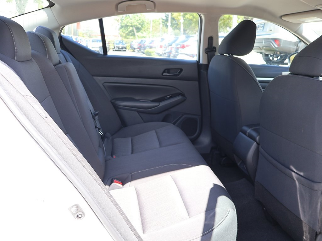 2023 Nissan Altima 2.5 SV photo 35