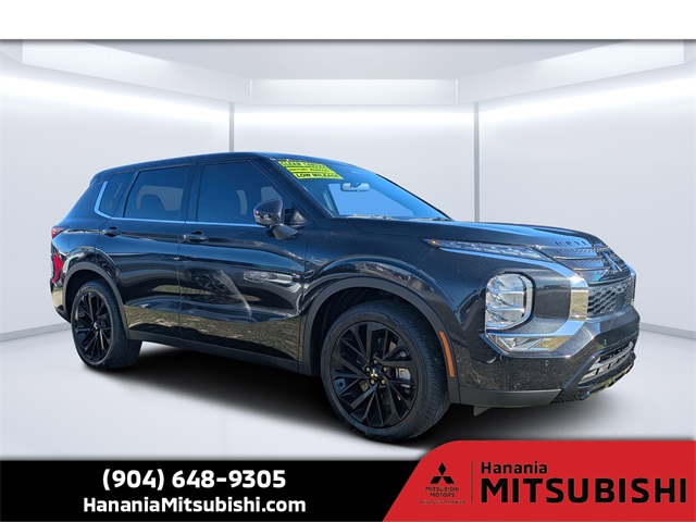 2024 Mitsubishi Outlander SE Black Edition's photo