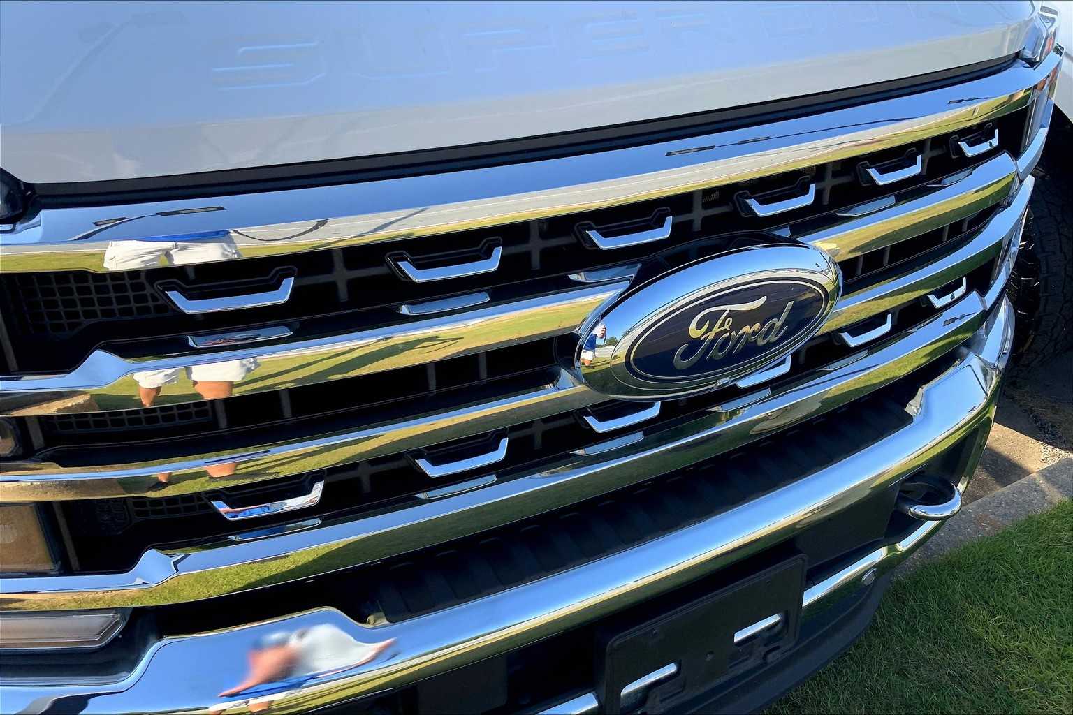 2024 Ford F-250 Lariat photo 27