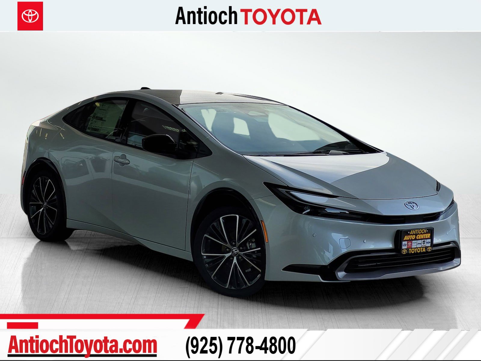 2026 Toyota Prius Limited's photo