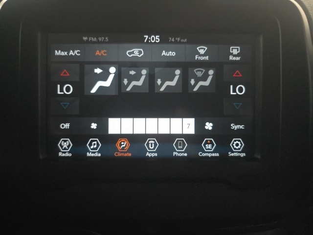 2019 Jeep Renegade Latitude North Edition photo 24