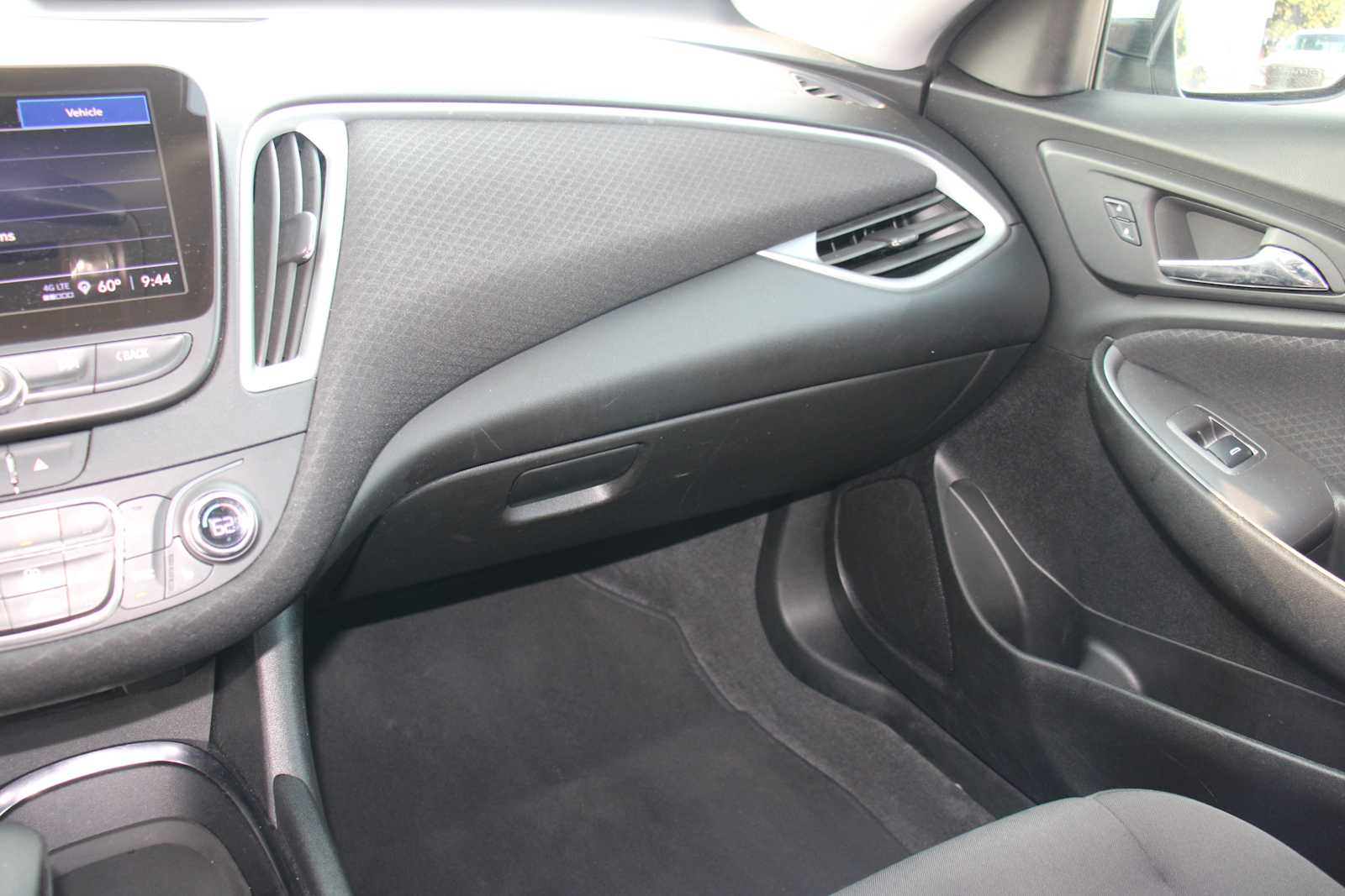 2024 Chevrolet Malibu 1LT photo 33