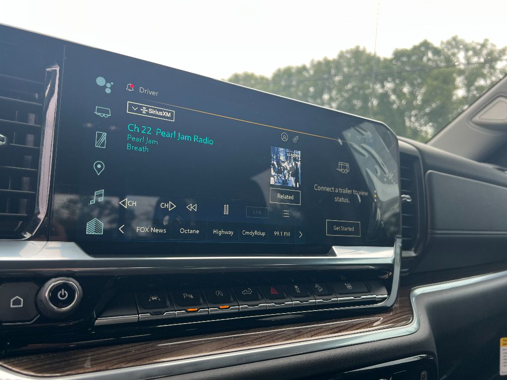 2025 Chevrolet Silverado 1500 RST photo 23