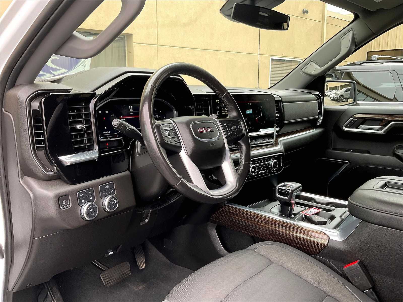 2022 Gmc Sierra 1500 Elevation photo 8