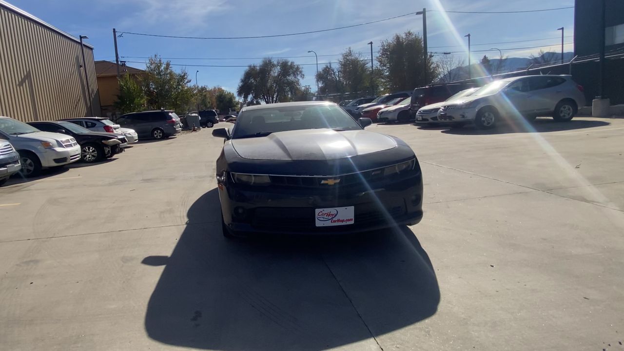 2015 Chevrolet Camaro 2LT photo 2