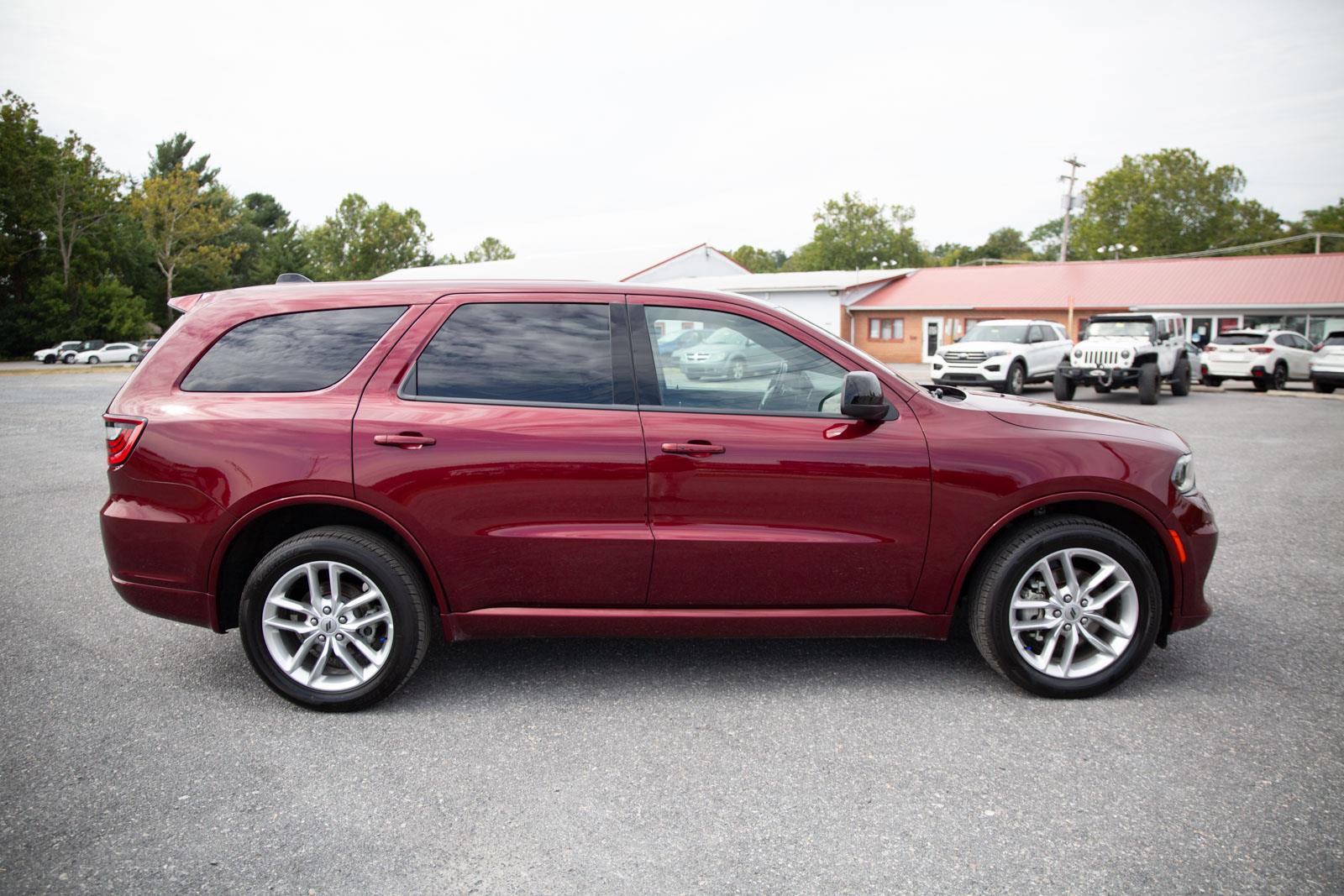 2024 Dodge Durango GT photo 2